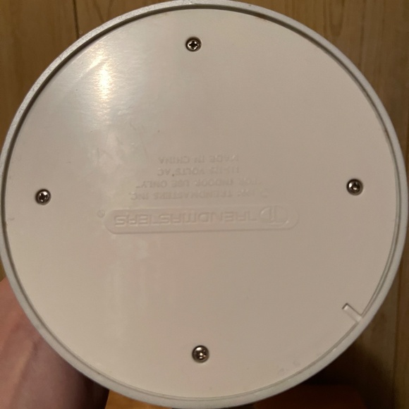 Trendmasters 1994 flickering light up scull candelabra Halloween decor - Picture 7 of 10